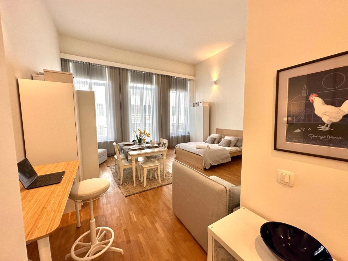 European Comission Beautiful Studio Apartment Brussels Exterior photo