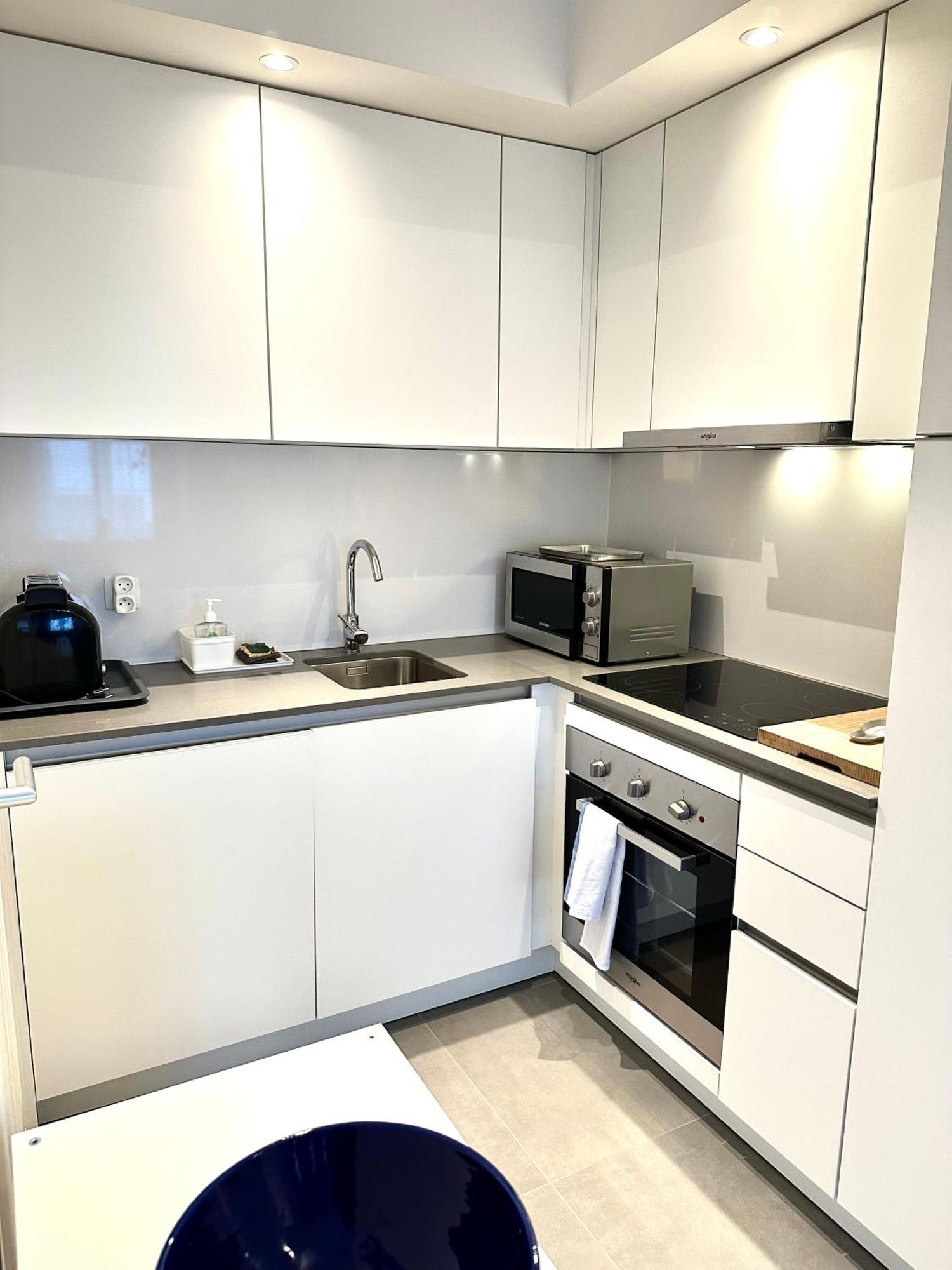 European Comission Beautiful Studio Apartment Brussels Exterior photo